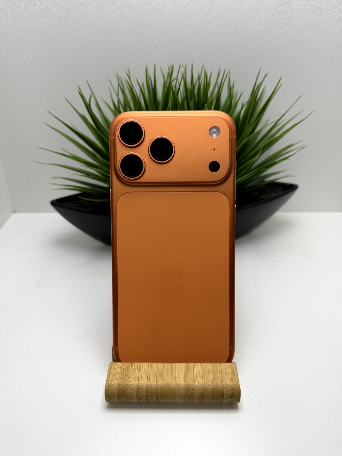 iPhone 17 Pro Max 256 Cosimic Orange 256gb